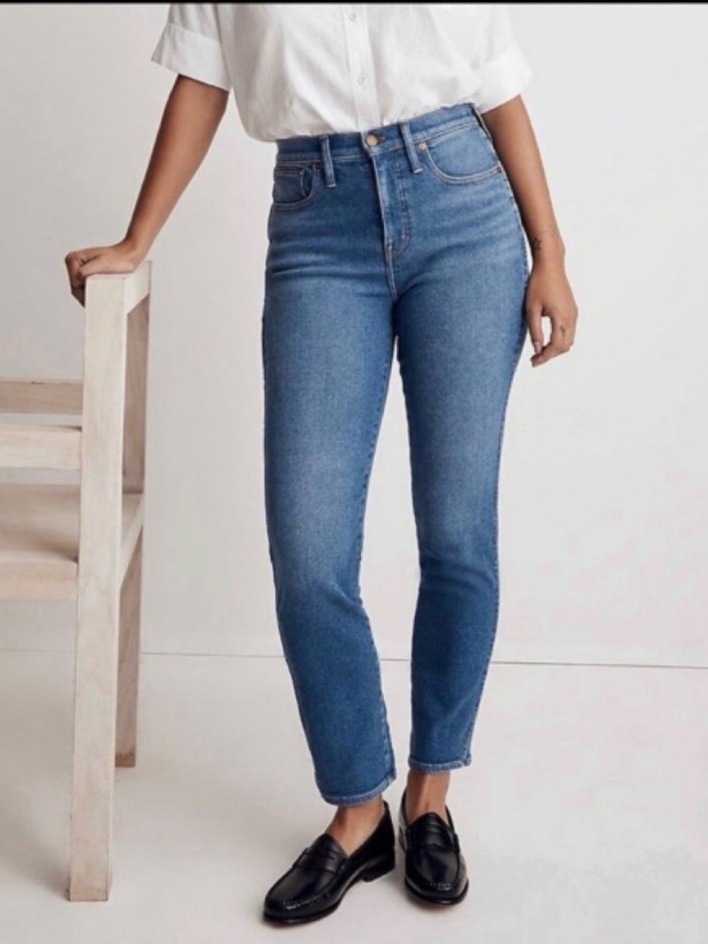 Madewell High-Rise Slim Straight Jeans in Medium Blue